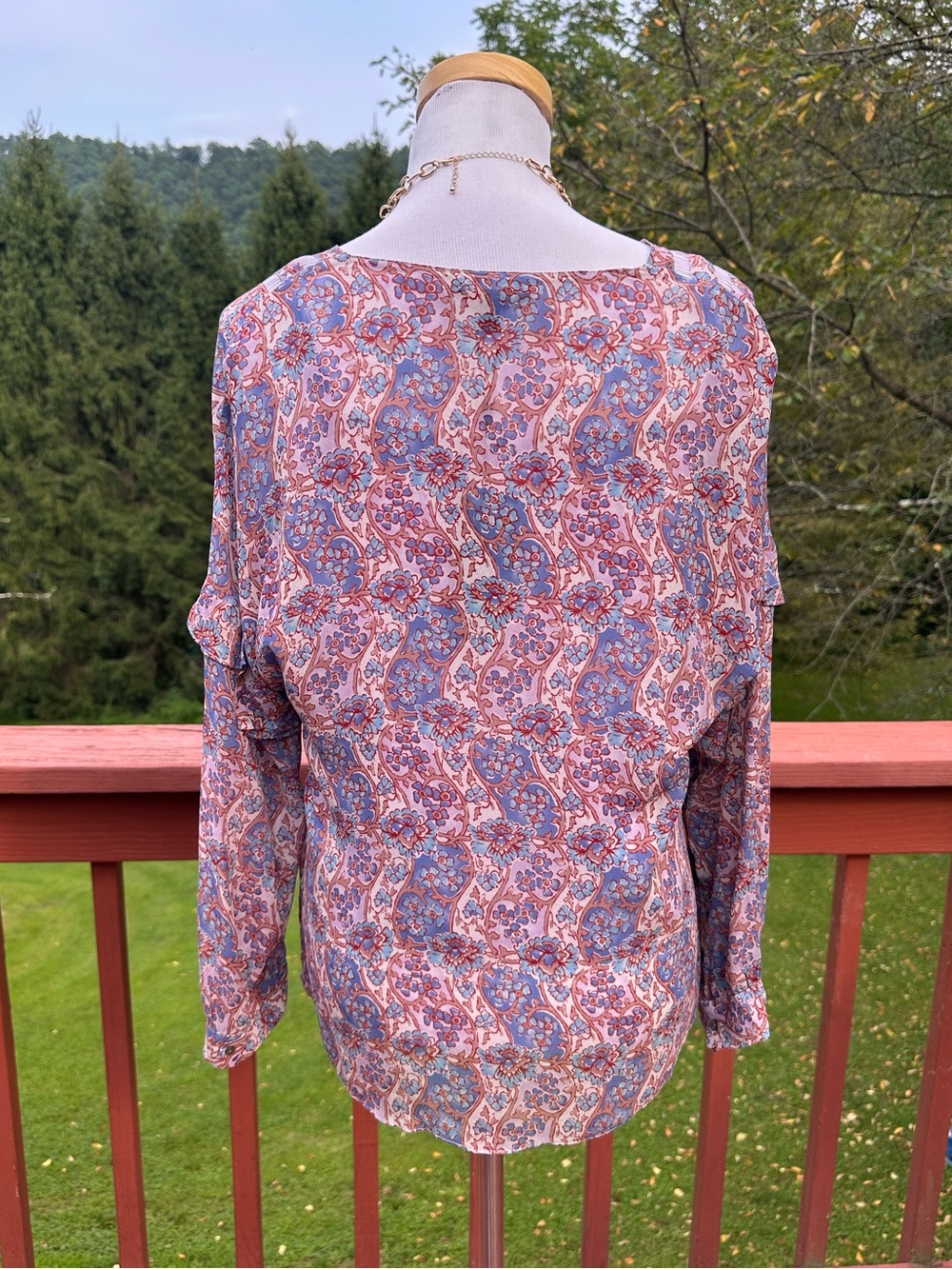 Frye Violet Dusk Paisley V-Neck Bohemian Long Sleeve Blouse NWT - Picture 3 of 7